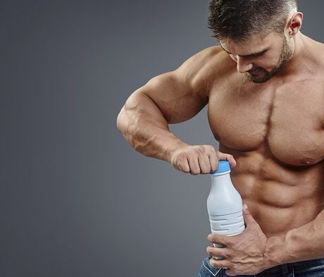 تاثیر شیر و مکمل بر عضله‌سازی و تناسب اندام